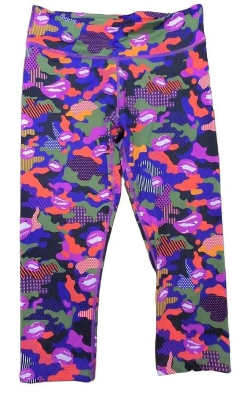 Zumba Wear Party In Da Basement Capri Leggings Purple Camo